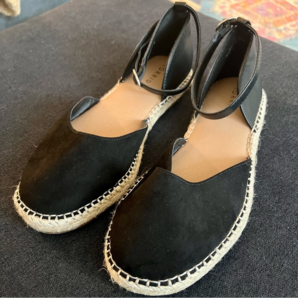NWOT Torrid Black Espadrille Sandals